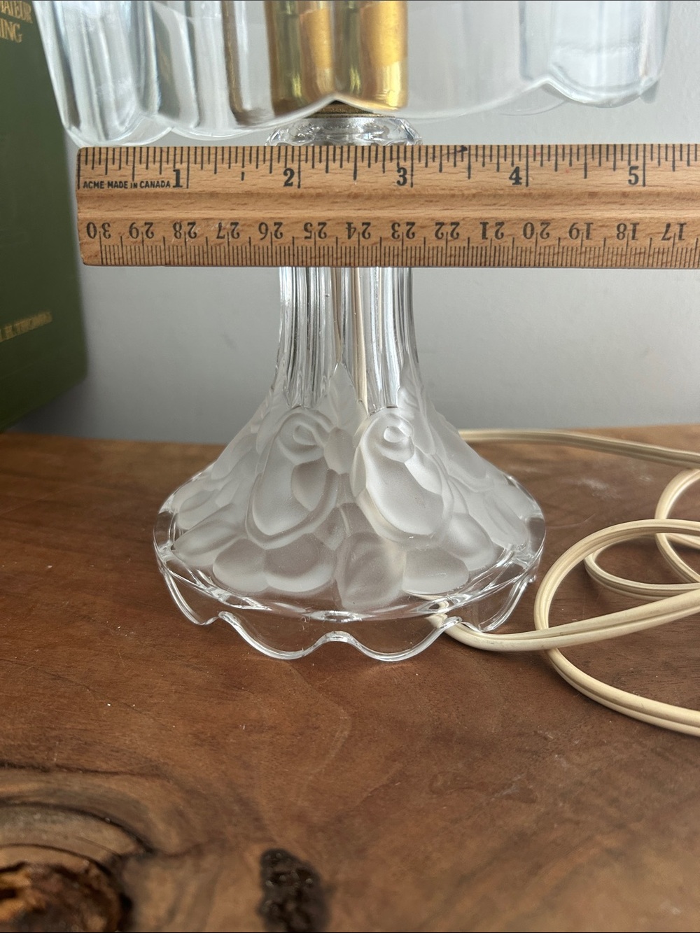 Vintage Boudoir Lamp Crystal Etched Glass Boudoir Parlor Lamp 12” WORKS - Picture 11 of 11